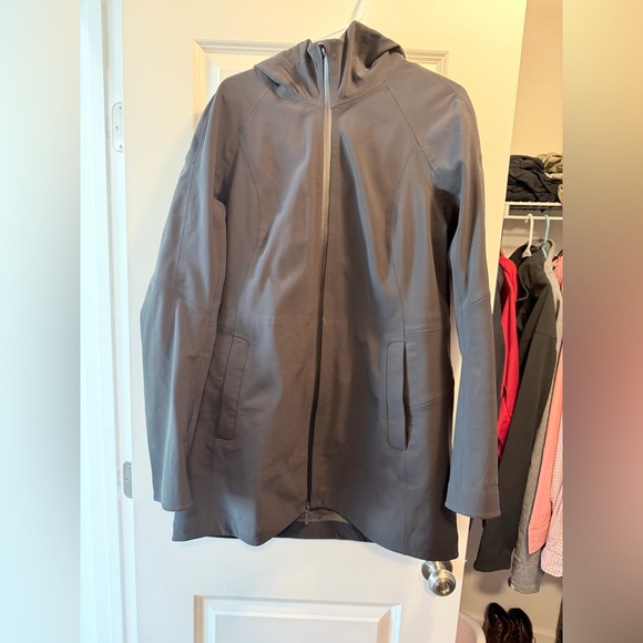 Lululemon RepelShell Rain Jacket - Picture 4 of 9